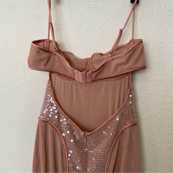 HOUSE OF CB 'Bonita' Cafe Au Lait Sequin Maxi Dress‎ NWOT size S - Picture 15 of 17